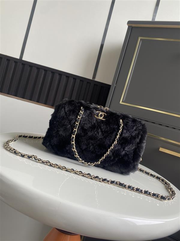 2026131205933822 700